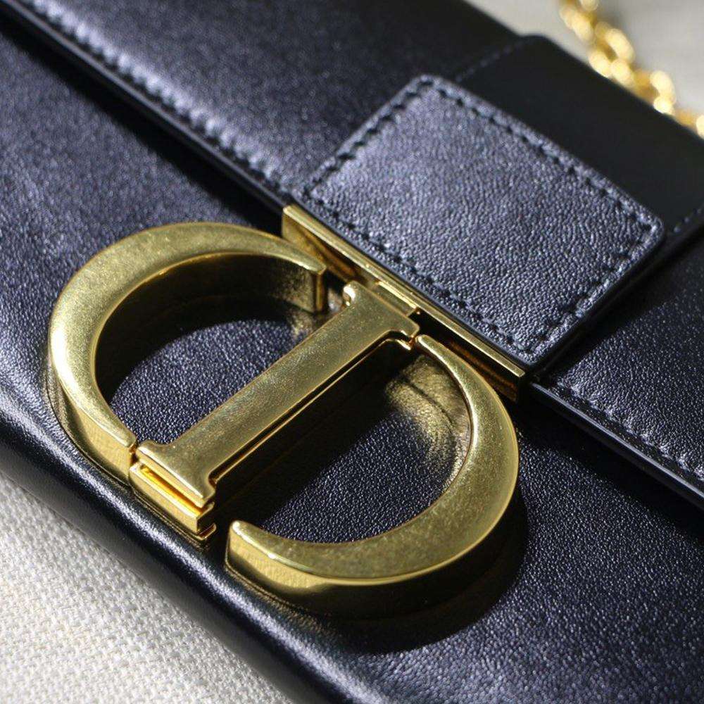 DIOR 30 MONTAIGNE POUCH