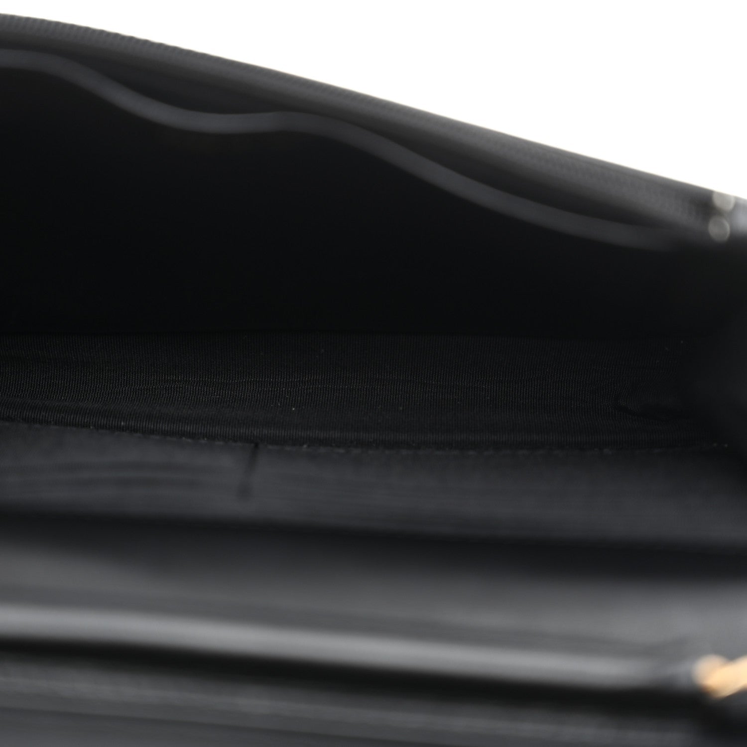 Lambskin Quilted Infinity Wallet On Chain WOC Black