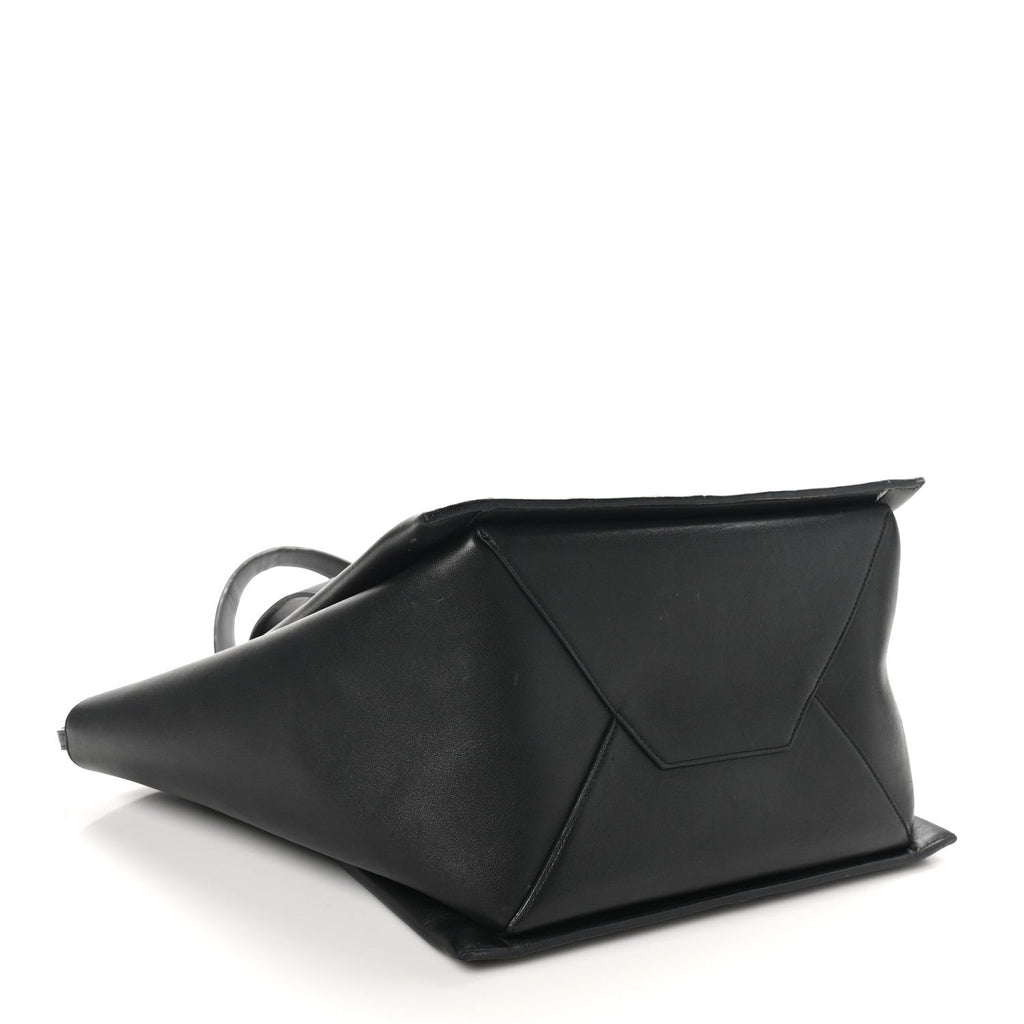 Supple Natural Calfskin Vertical Tri-Fold Bag Black