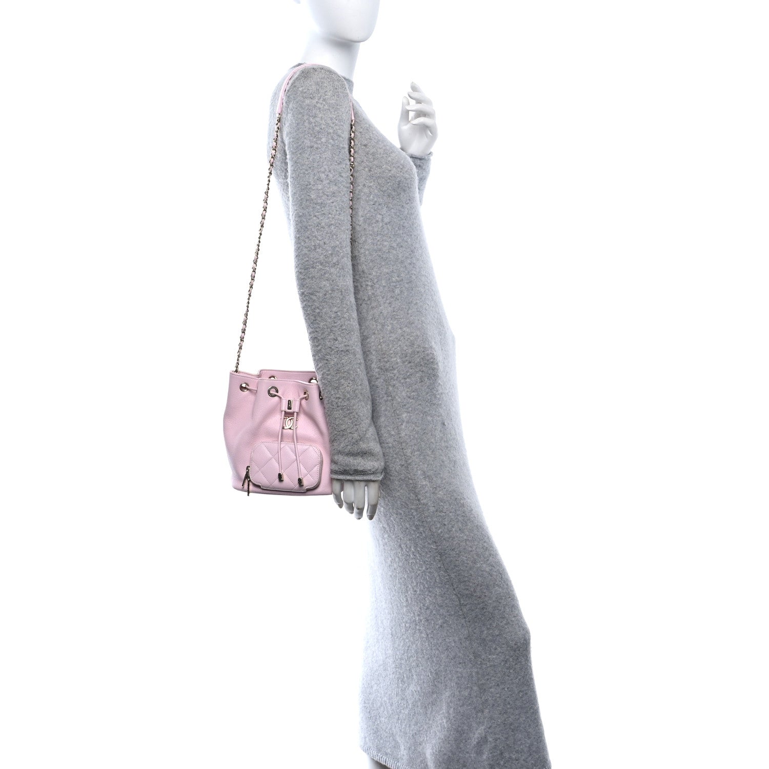 Caviar Quilted CC Pocket Bucket Bag Light Pink