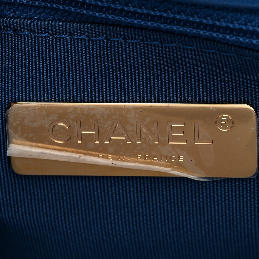 Lambskin Quilted Medium Chanel 19 Flap Blue