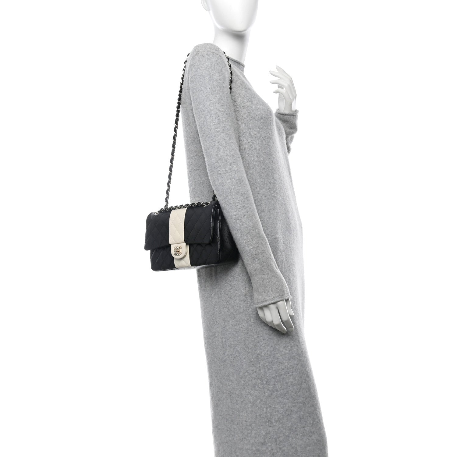 Lambskin Quilted Medium Double Flap Black White