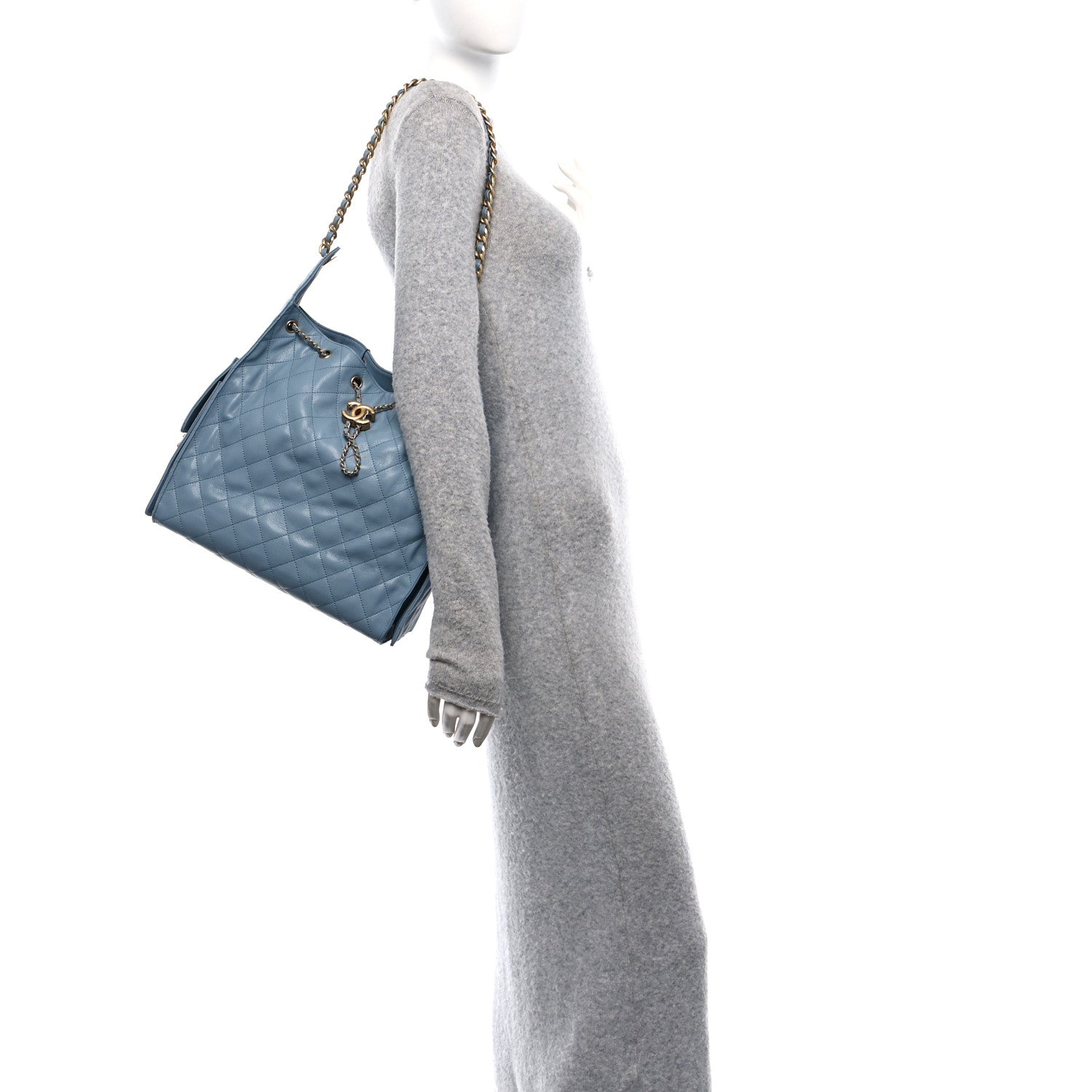 Caviar Quilted Medium Chanel 25 Handbag Blue