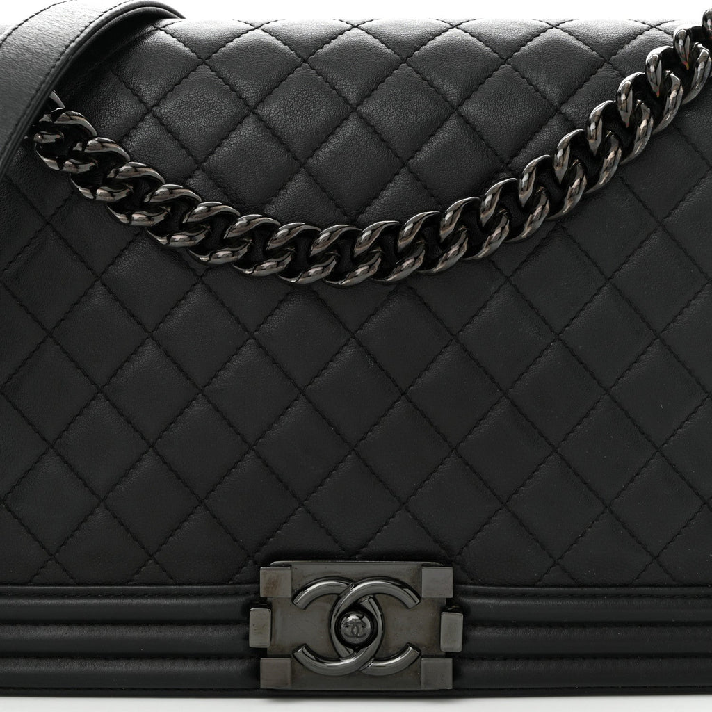 Calfskin Quilted New Medium Boy Flap So Black