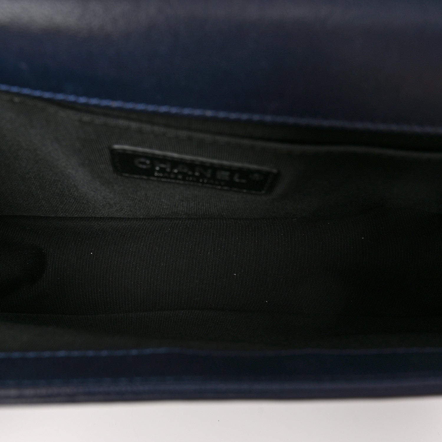 Calfskin Medium Bi-Color Boy Flap Black Dark Navy