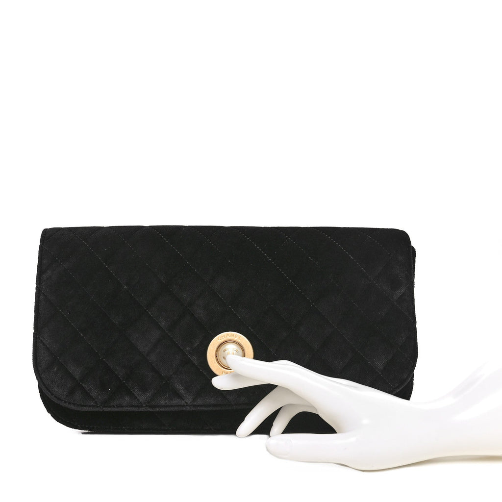 Velvet Quilted CC Pearl Clutch Black