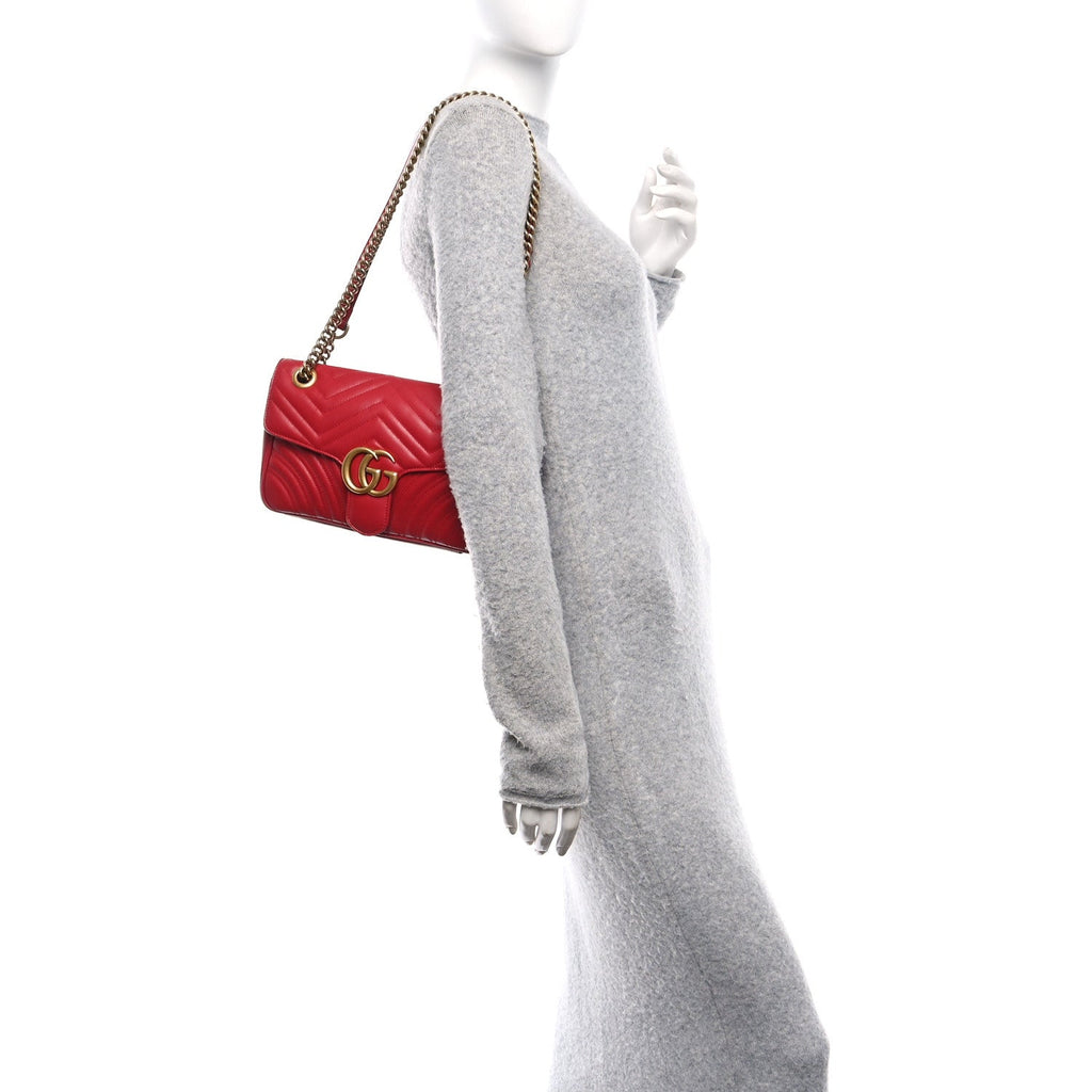 Calfskin Matelasse Small GG Marmont Shoulder Bag Hibiscus Red