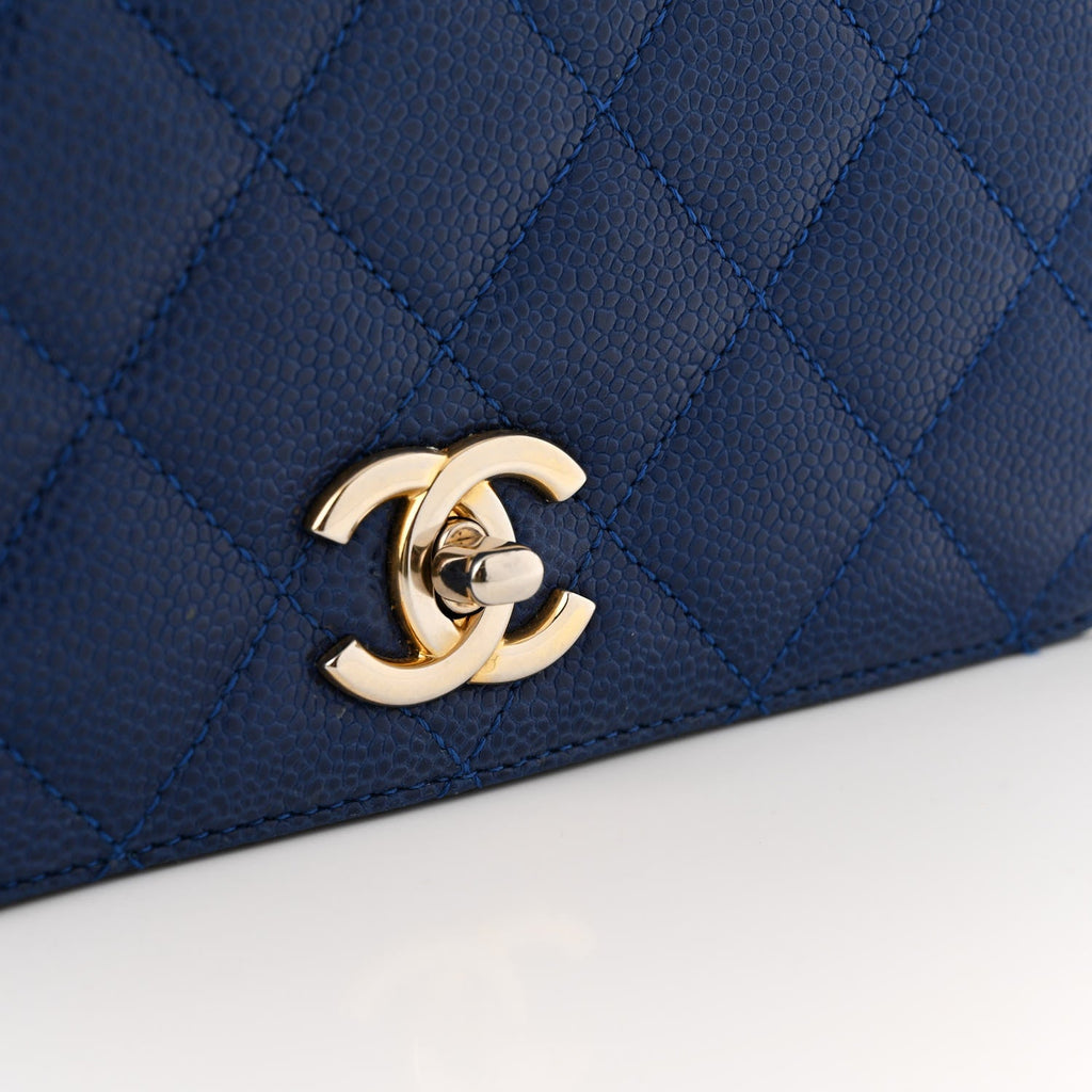 Caviar Large Carry Around Flap Bag Blue