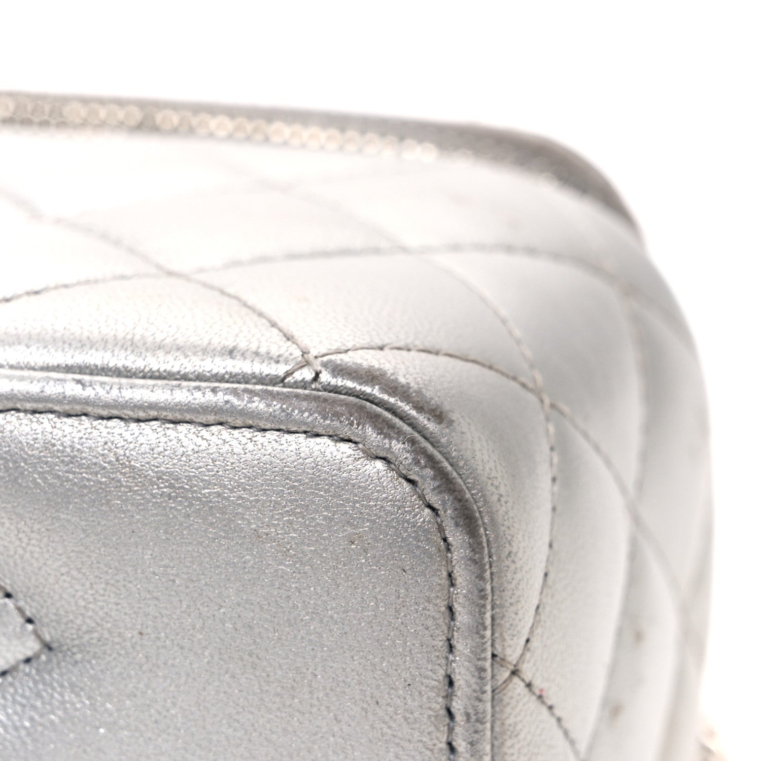 Metallic Lambskin Quilted Small CC Dynasty Vanity Case With Chain Silver
