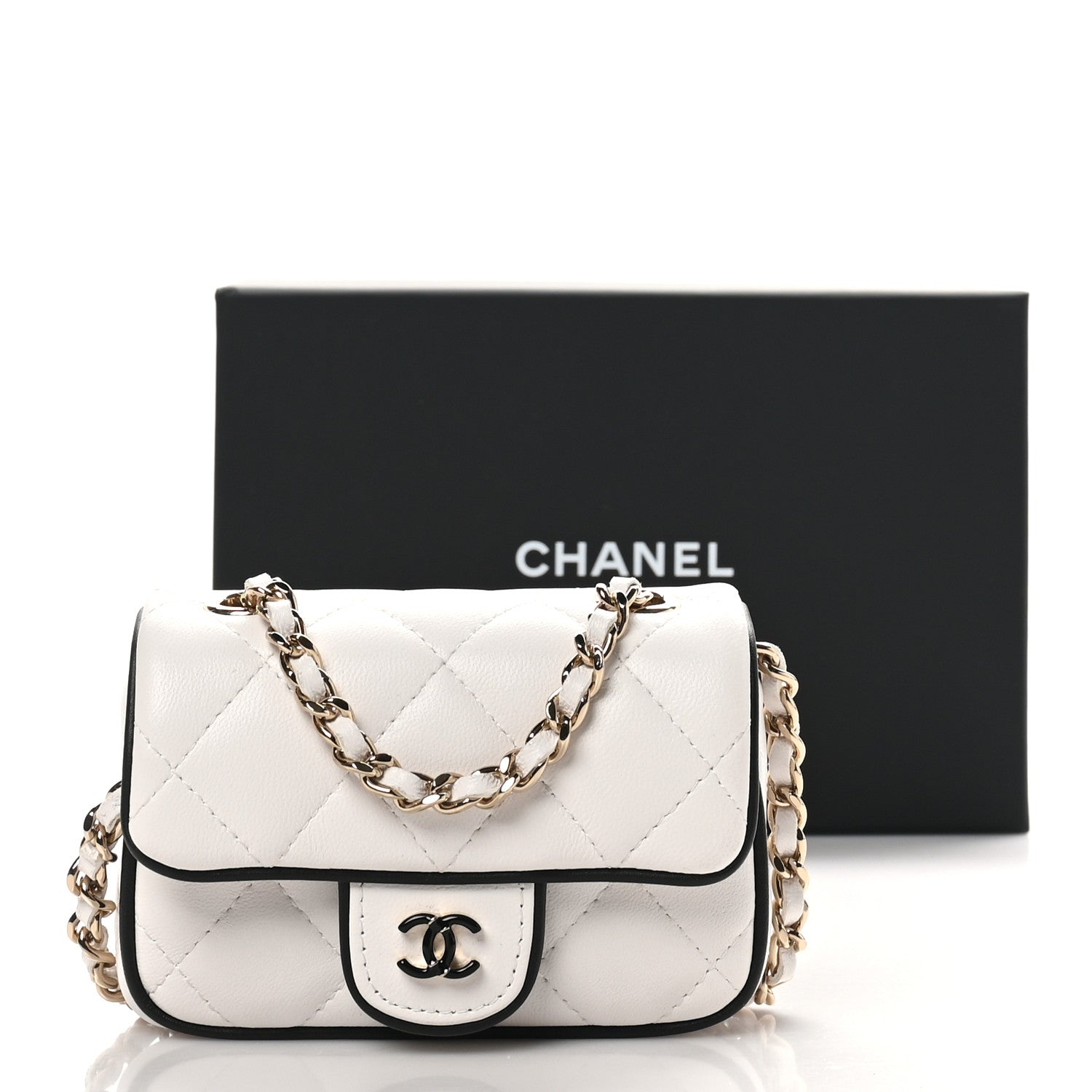 Lambskin Quilted Resin CC Flap Clutch With Chain White Black