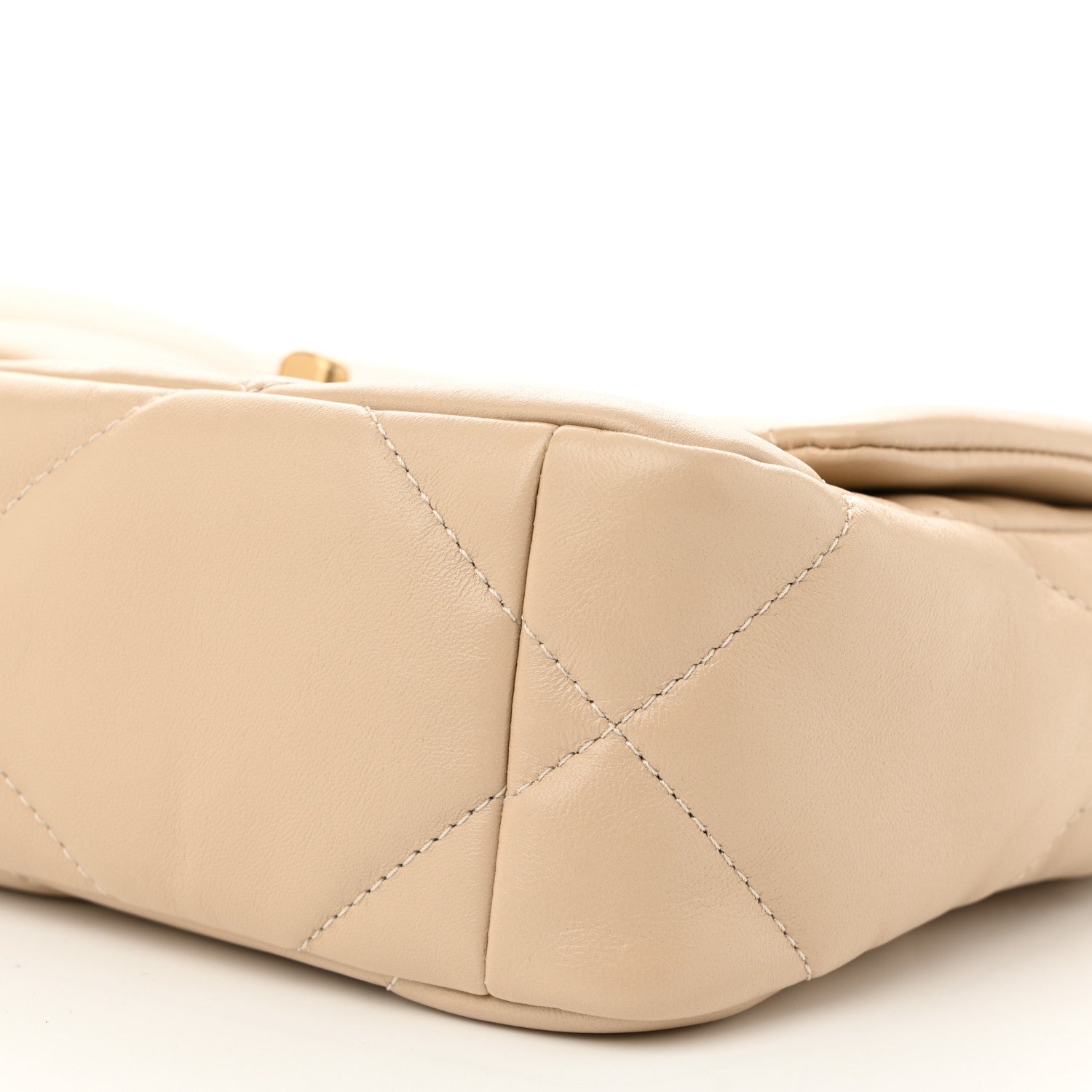 Lambskin Quilted Medium Chanel 19 Flap Beige