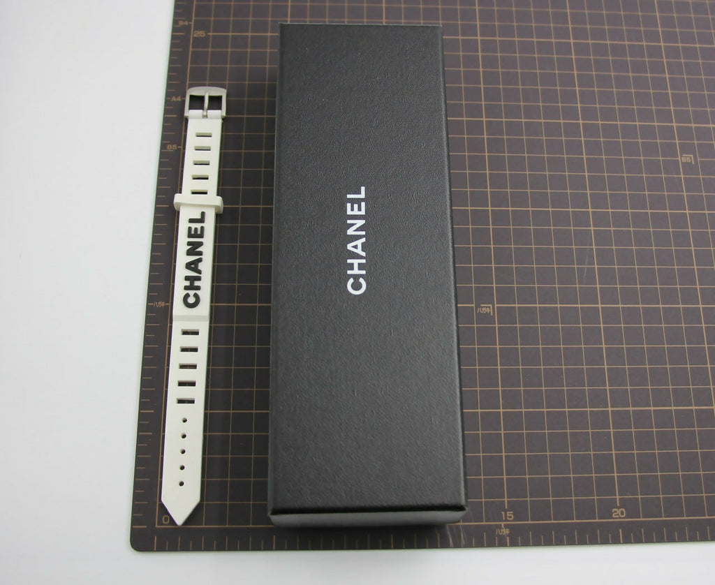 Chanel Vintage 99P Rubber Pink with Peach Wording Bracelet