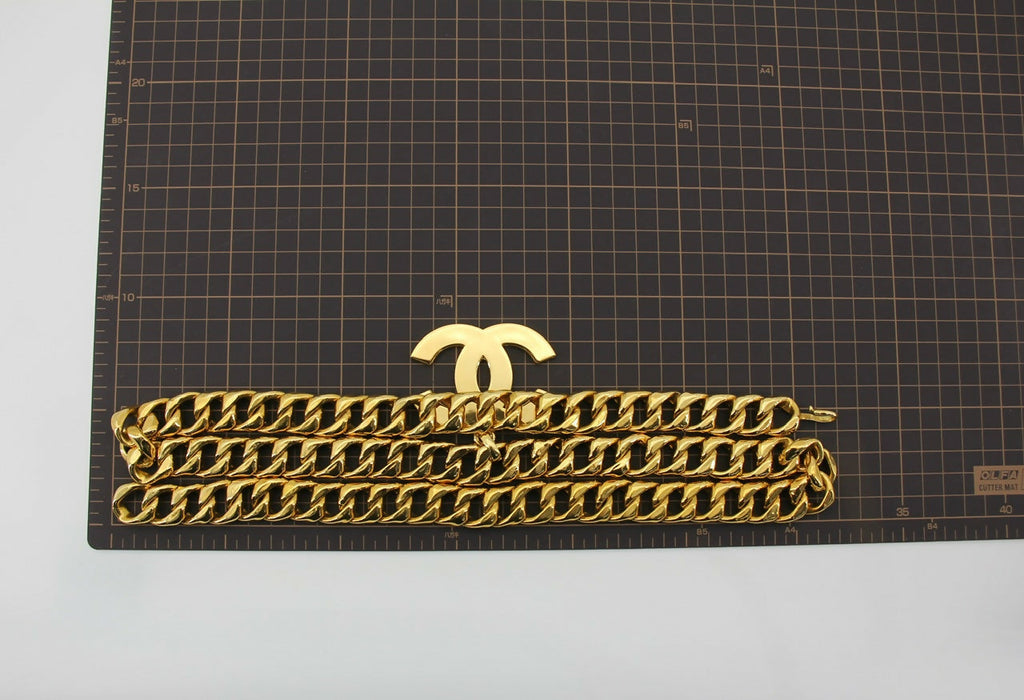 Chanel Vintage 93P Gold-plated Large CC Wave Rotating Lock Long Waist Chain