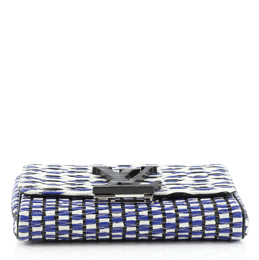 Chain Louise Smoke Clutch Quilted Leather