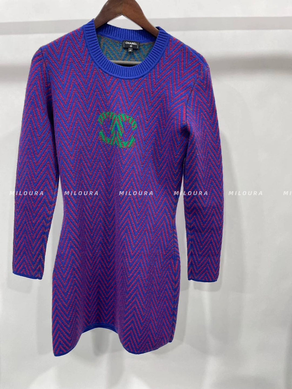 CHANEL 100% cashmere blue red chevron green CC logo crystal brooch dress FR40