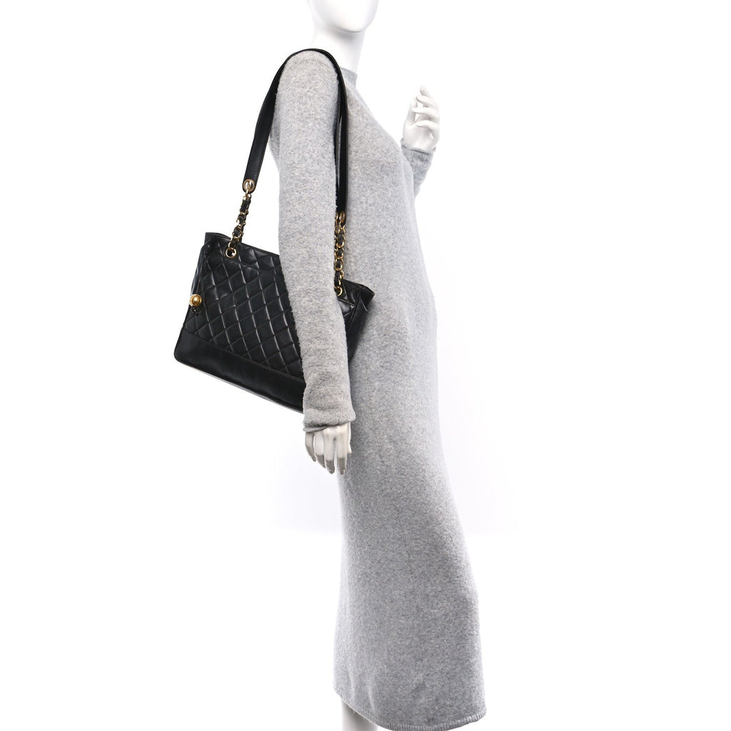 Lambskin Quilted Shoulder Bag Black