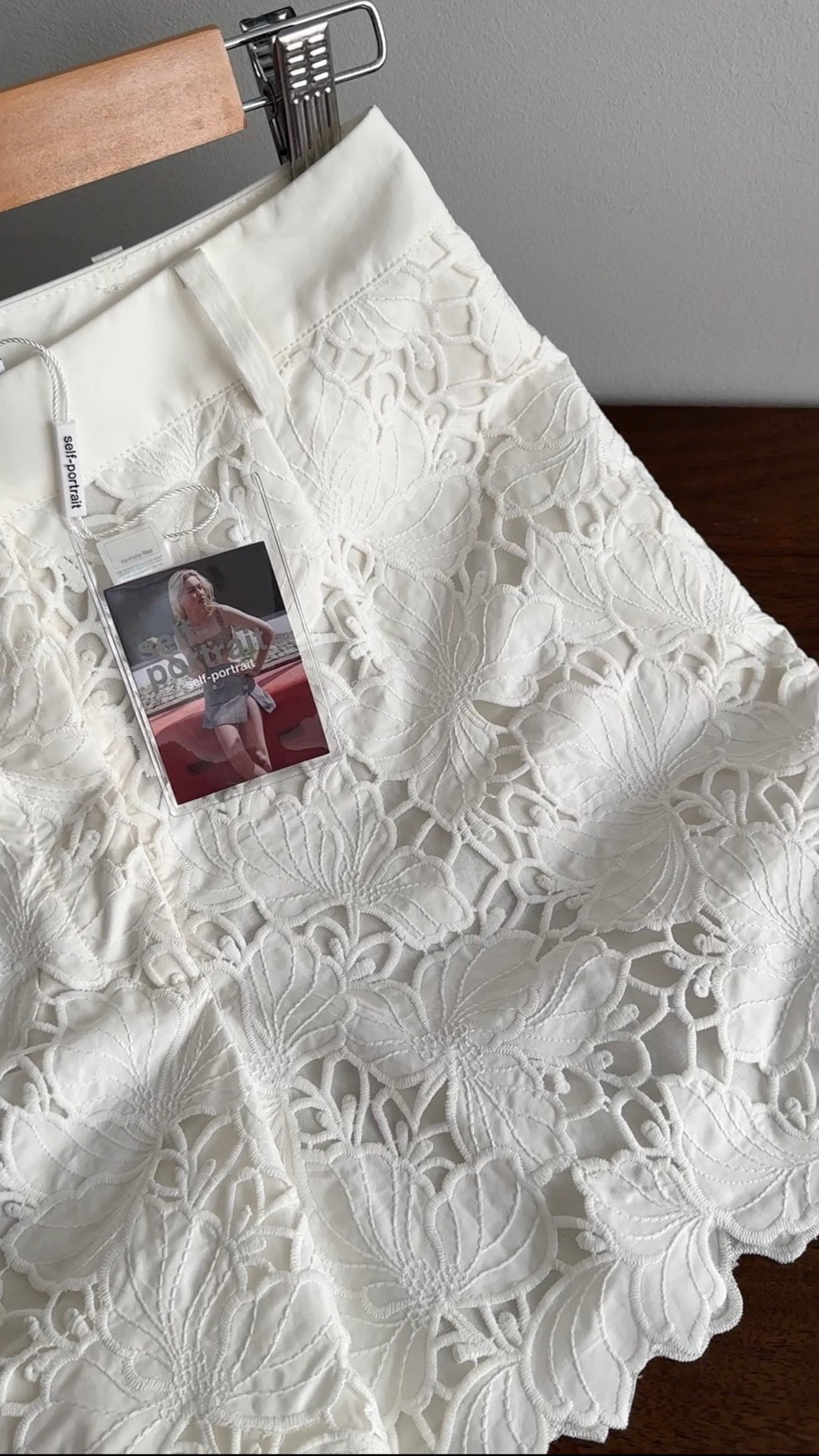 Self Portrait White Cotton Guipuire Lace Shorts - 4