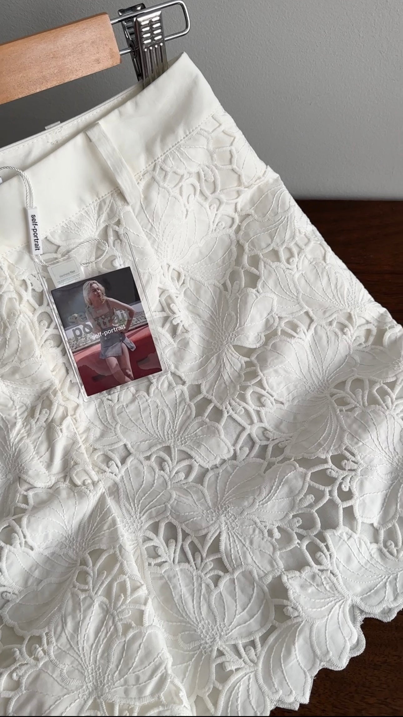 Self Portrait White Cotton Guipuire Lace Shorts - 4