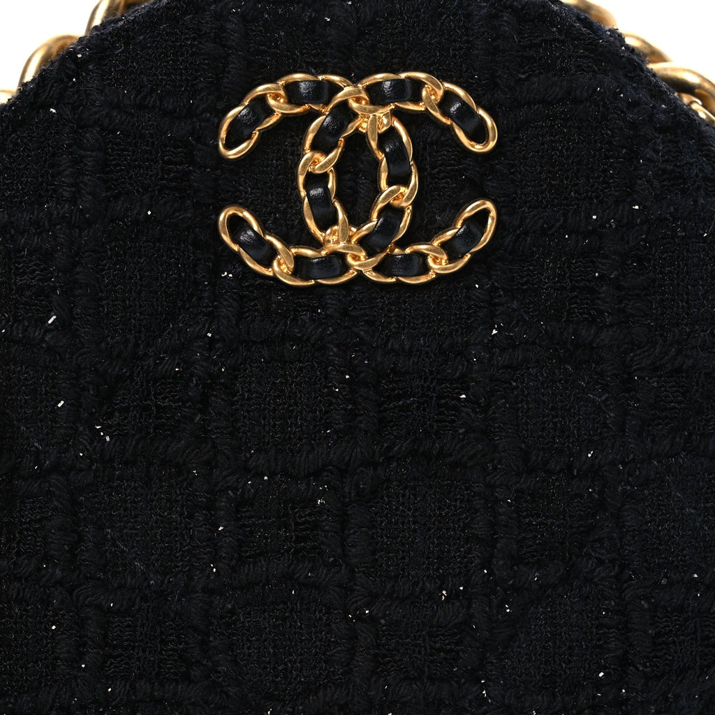 Tweed Quilted 19 Round Clutch With Chain Black