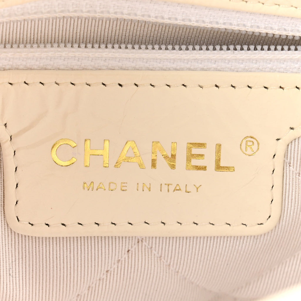 Crumbled Calfskin Embossed Flap White