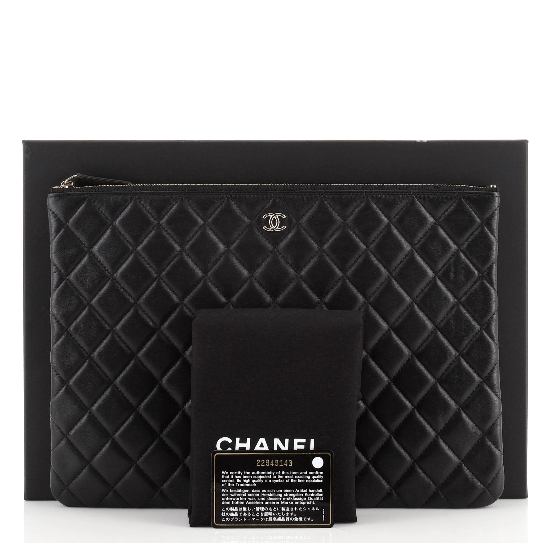 O Case Clutch Quilted Lambskin Large