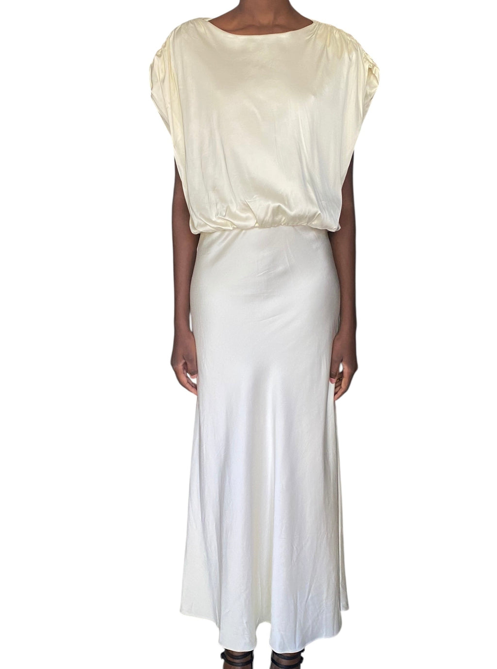Moré Noir Ivory Victoria Satin Power Shoulder Maxi Gown - M