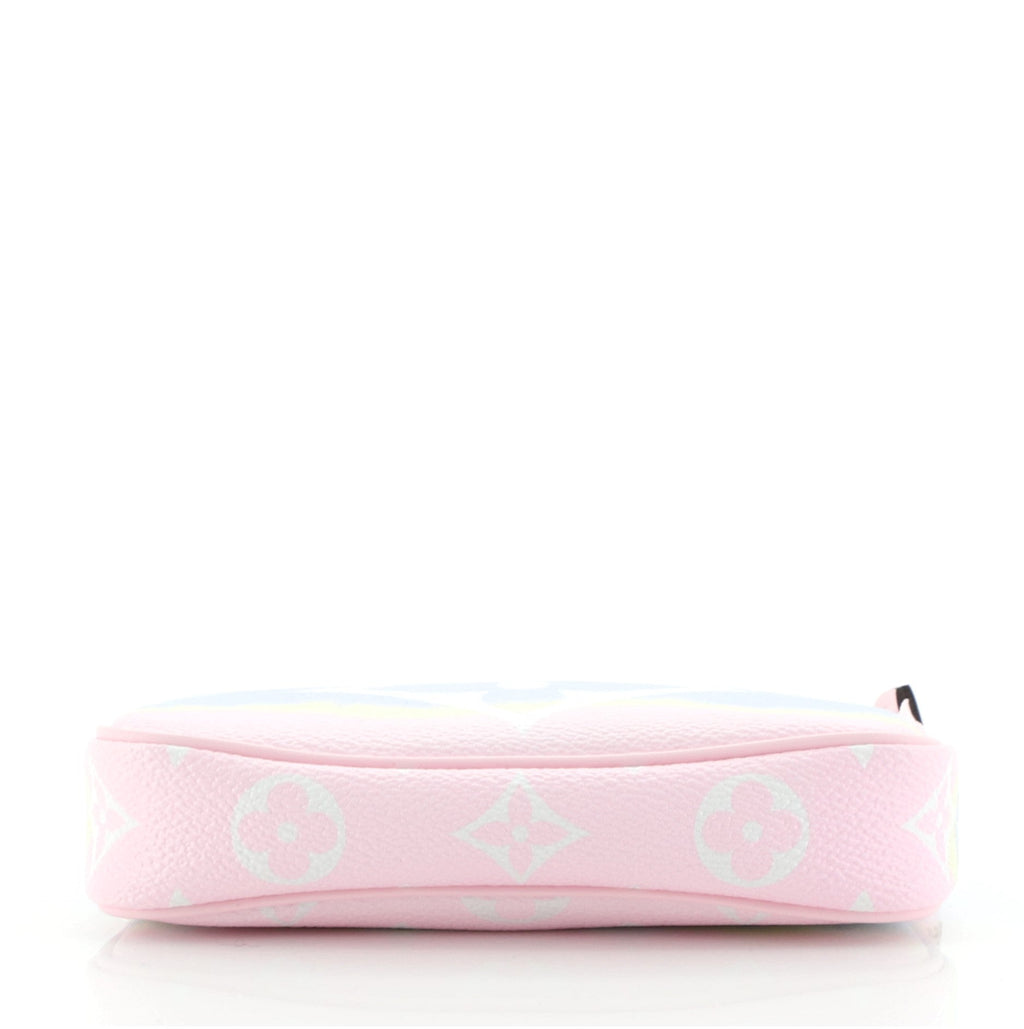 Pochette Accessoires Limited Edition Escale Monogram Giant Mini
