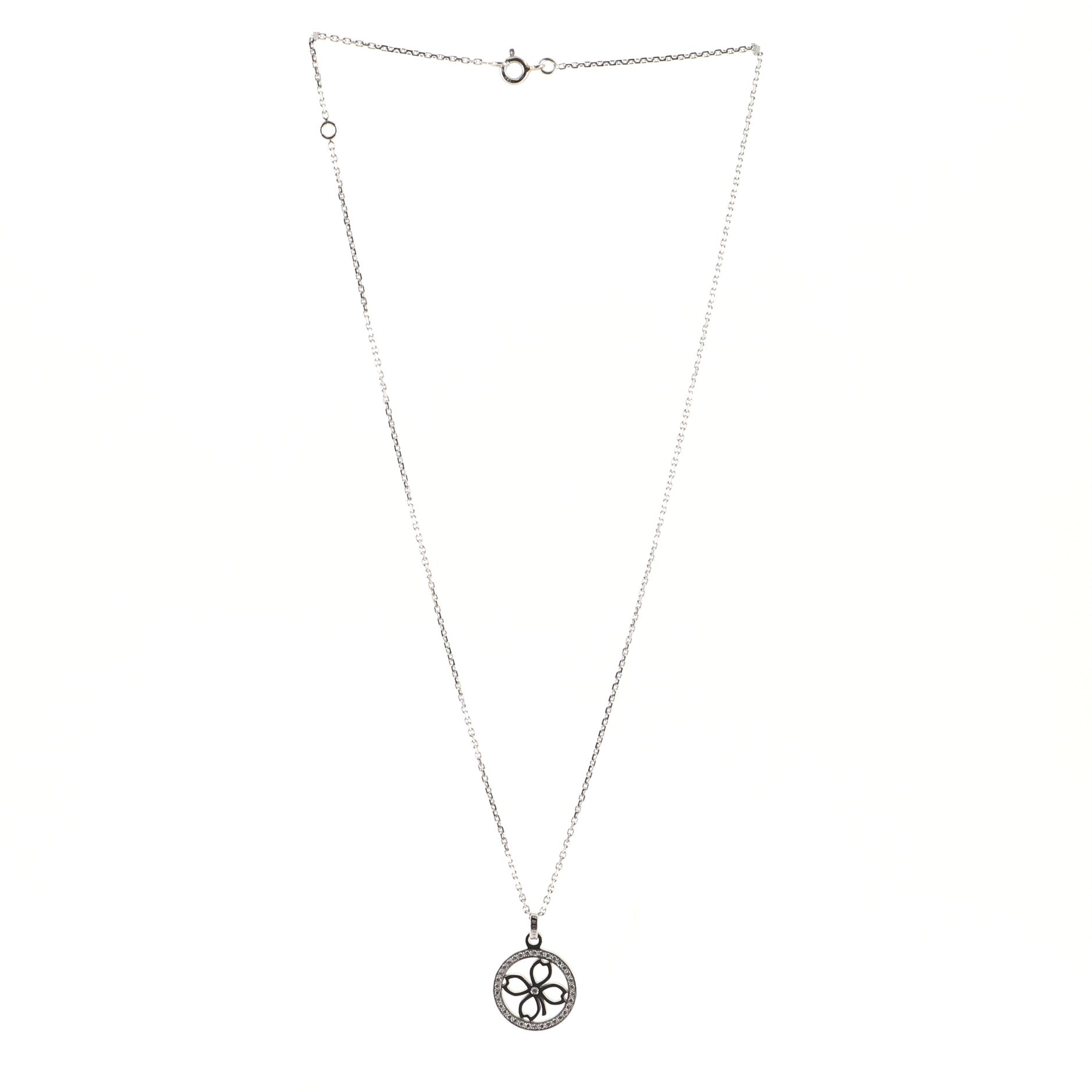 Accroche Coeur Clover Pendant Necklace 18K White Gold and Diamonds