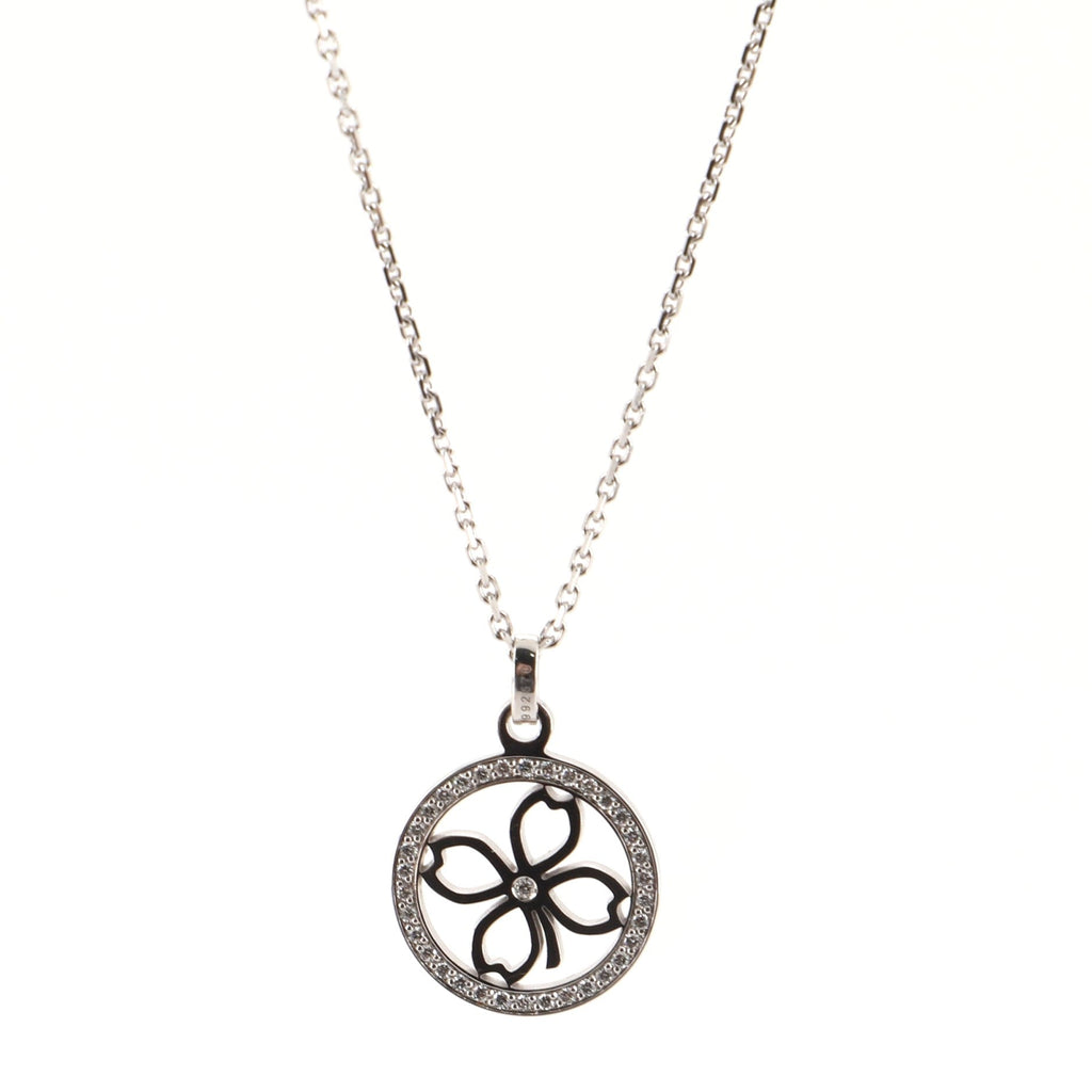 Accroche Coeur Clover Pendant Necklace 18K White Gold and Diamonds
