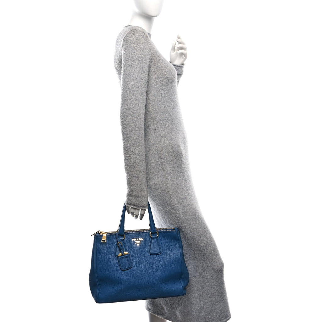 Vitello Daino Large Double Zip Tote Cobalto