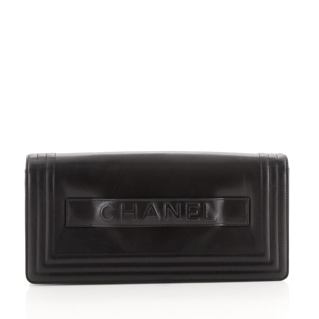 Reverso Boy Wrist Strap Clutch Lambskin Small