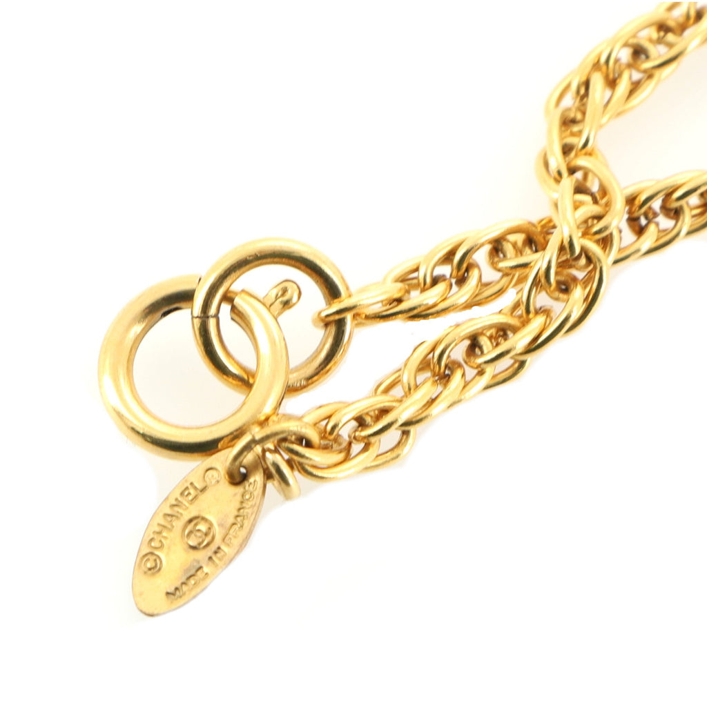 Vintage CC Round Pendant Choker Metal Necklace