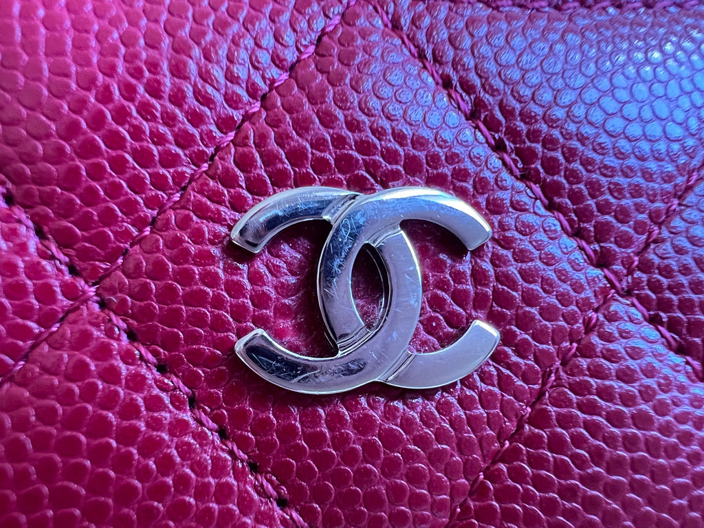 Chanel Pink Caviar  Holder with Pale Gold Hardware (RRP £420)