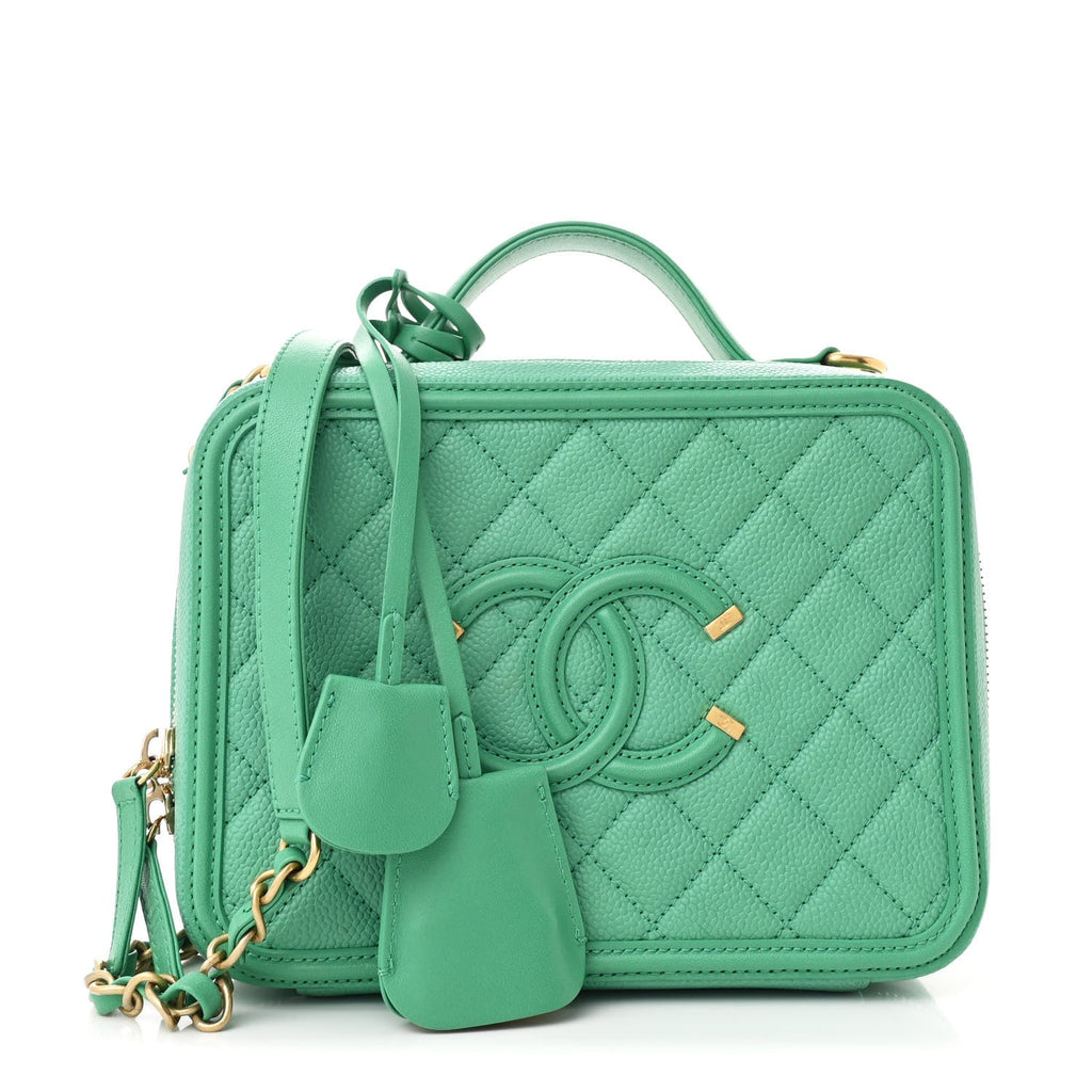 Caviar Quilted Medium CC Filigree Vanity Case Green