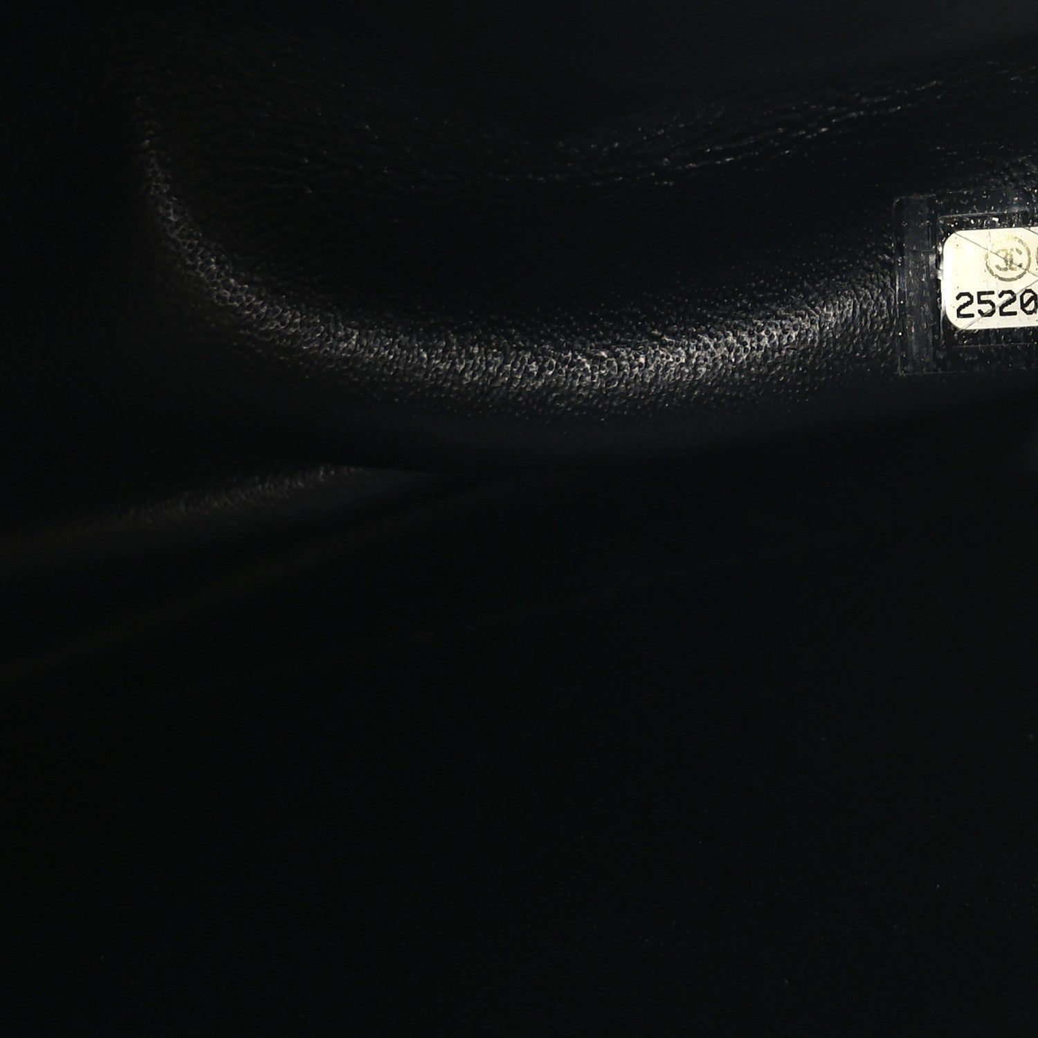 Aged Calfskin Chevron Quilted 2.55 Reissue 226 So Black