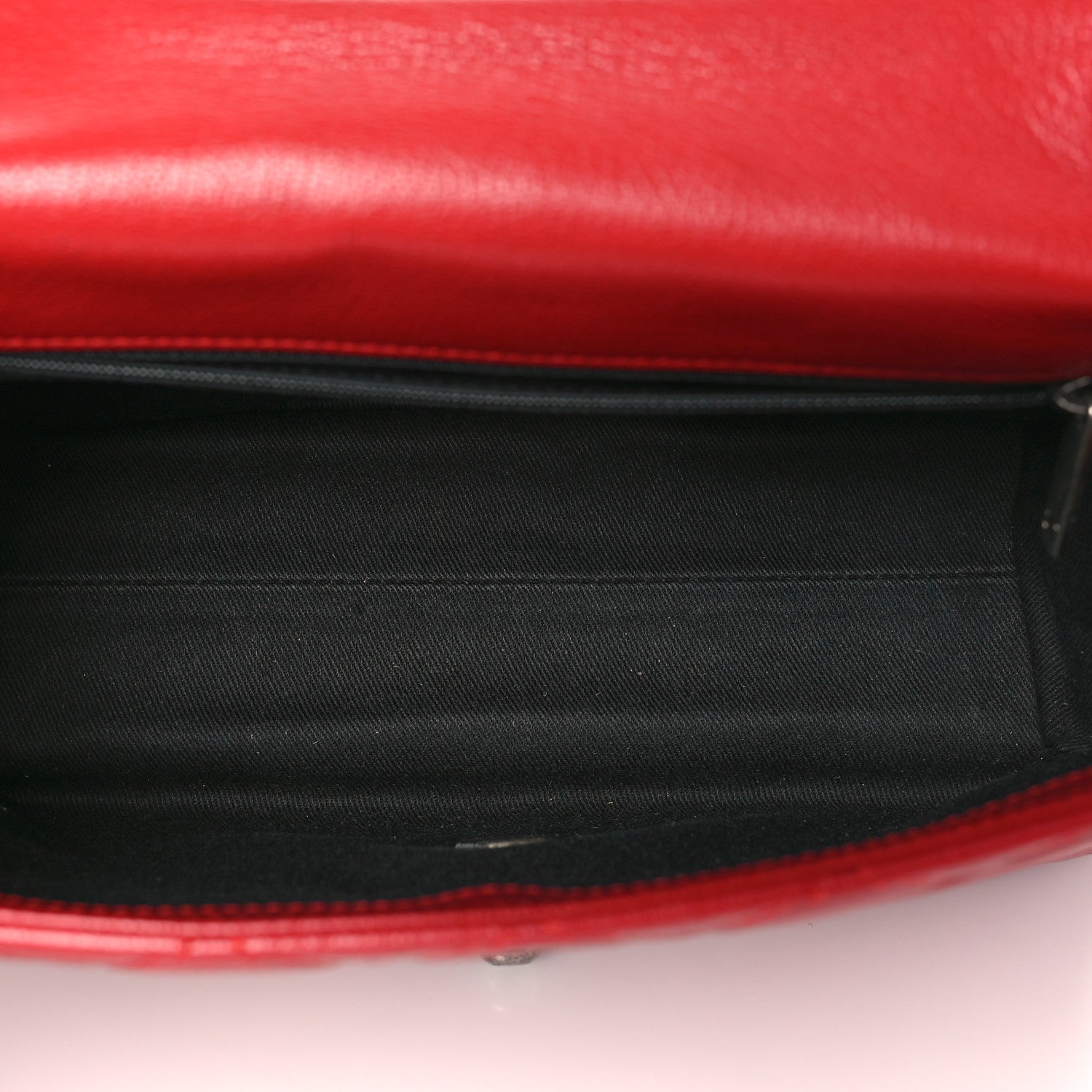 Goatskin Quilted Medium City Rock Flap Red
