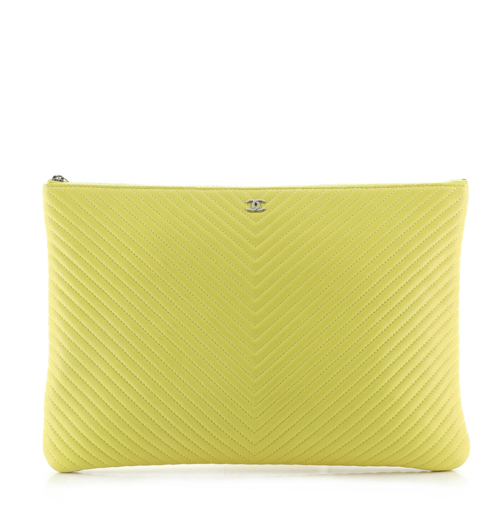 O Case Clutch Chevron Calfskin Large