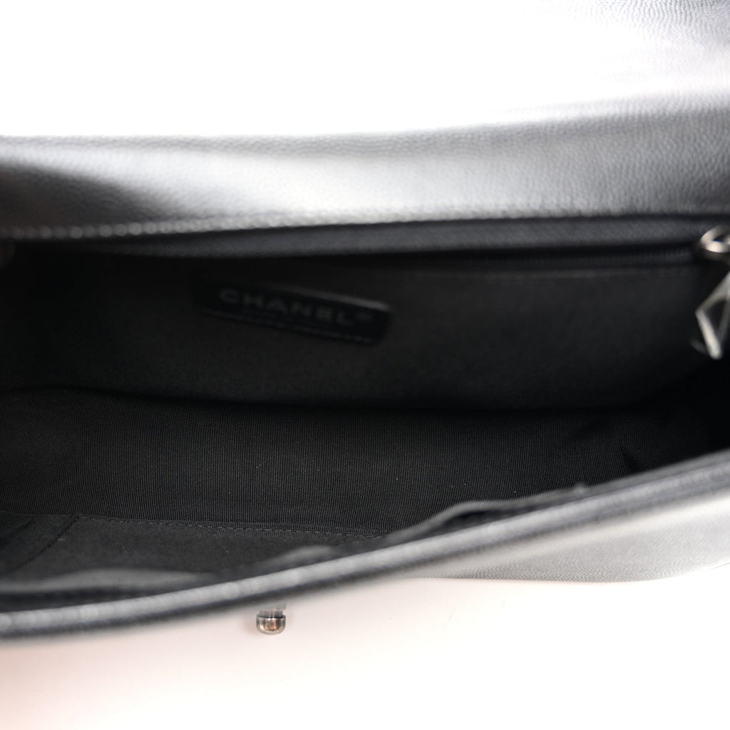 Caviar Quilted New Medium Boy Flap Black