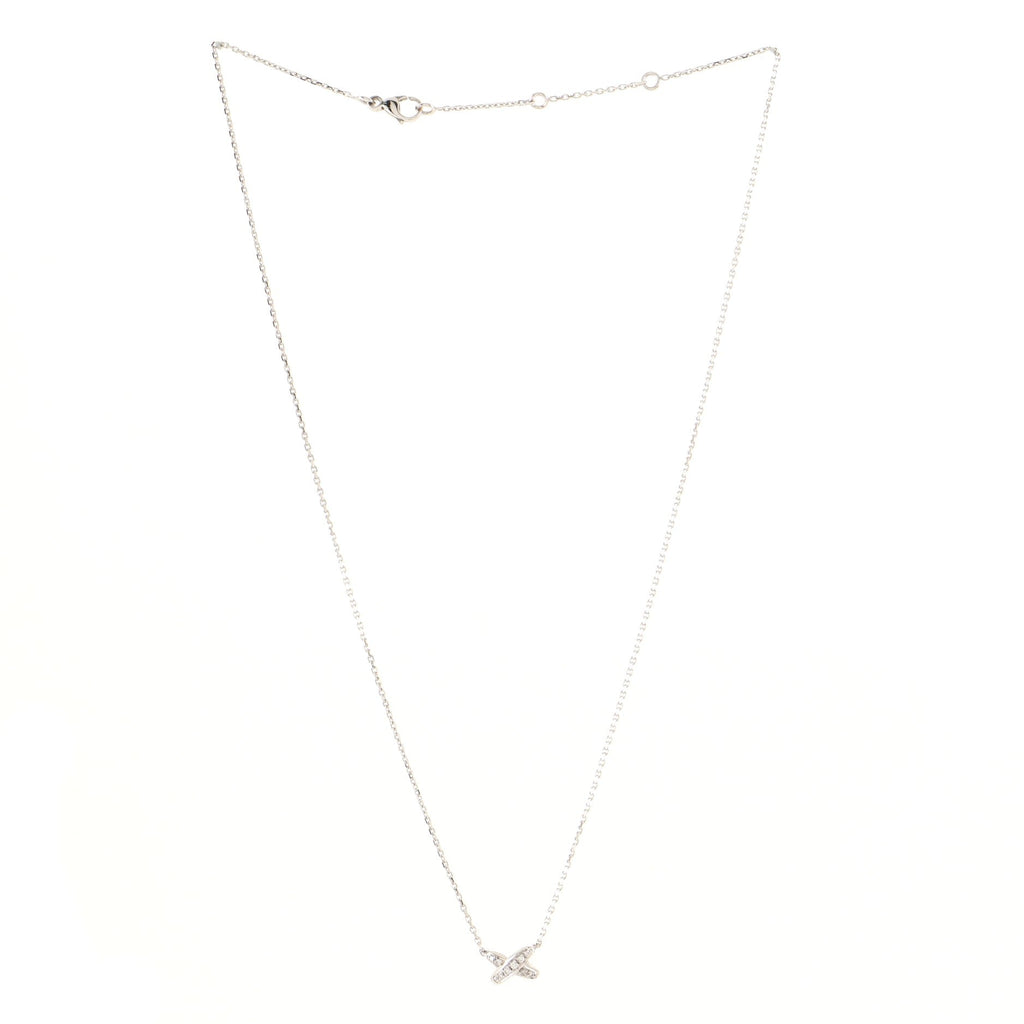 Jeux de Liens Pendant Necklace 18K White Gold with Diamonds