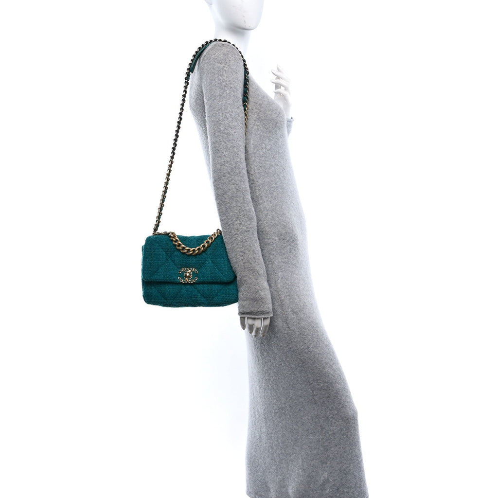 Tweed Quilted Medium Chanel 19 Flap Green