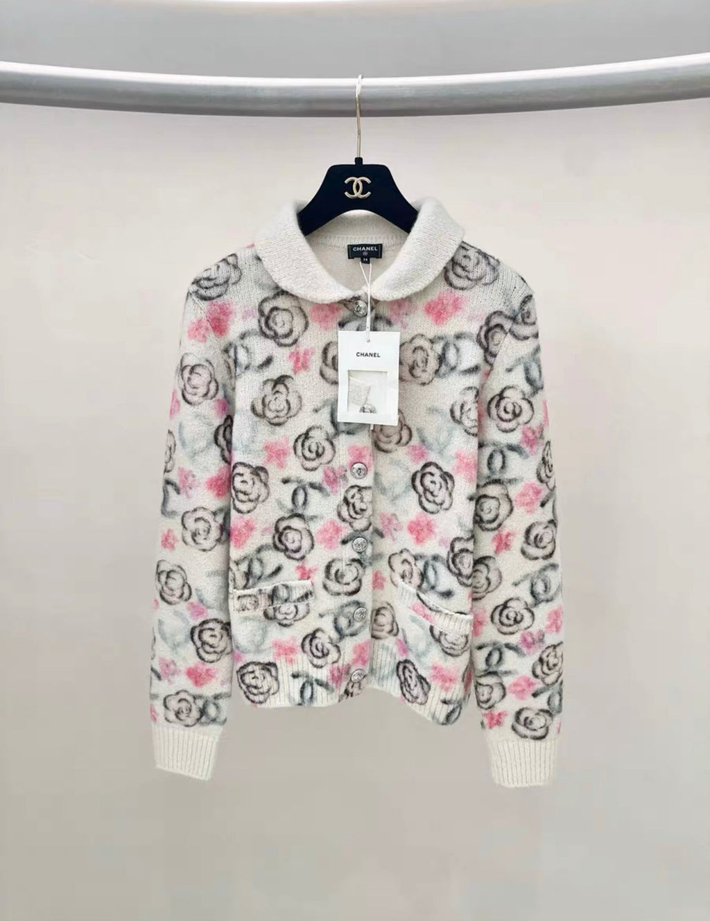 Chanel 23N coco neige Beige/Pink Cashmere igan size 38