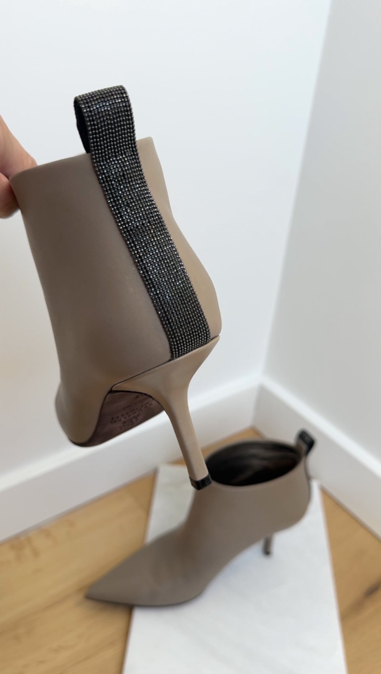Brunello Cucinelli Taupe Leather Pointed Monili Ankle Boot - 37