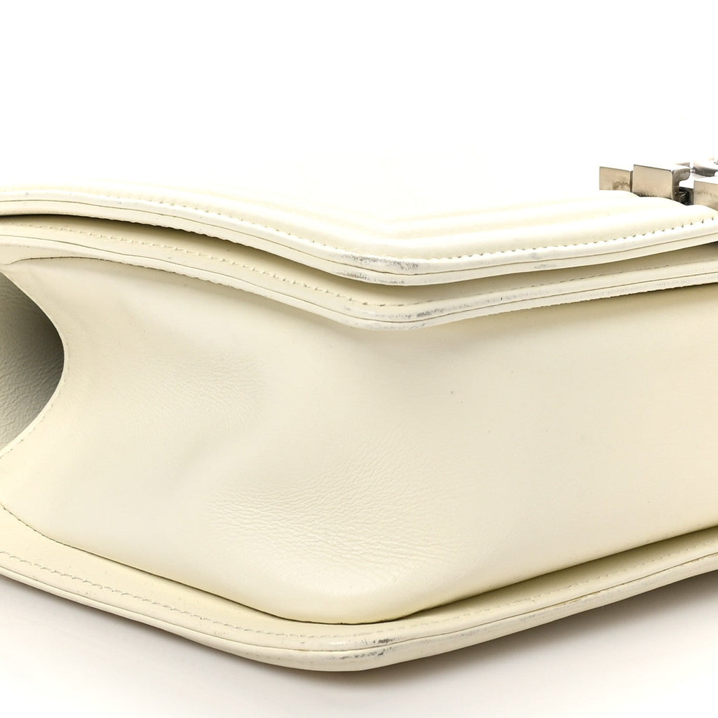 Calfskin Quilted Medium Boy Flap White