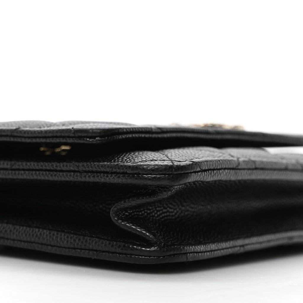 Shiny Caviar Quilted Strass CC Wallet On Chain WOC Black