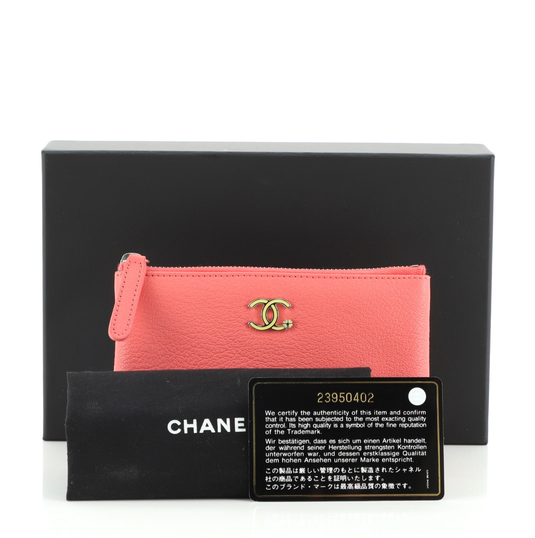 Classic O Case Pouch Leather Mini
