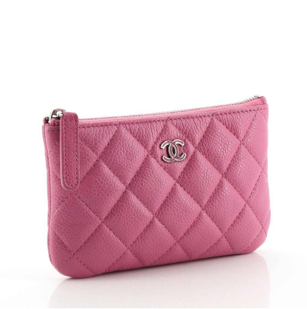Classic O Case Pouch Quilted Caviar Mini