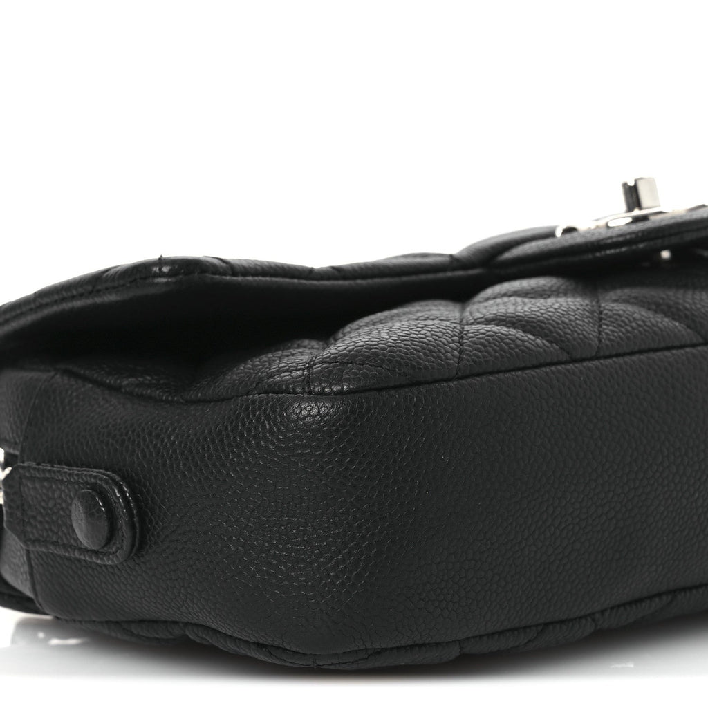 Caviar Quilted Medium Easy Flap Black