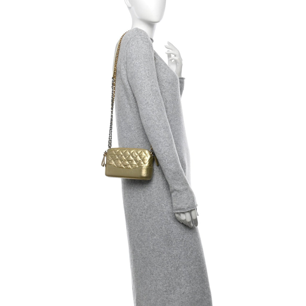 Metallic Aged Calfskin Quilted Small Gabrielle Clutch With Chain Gold