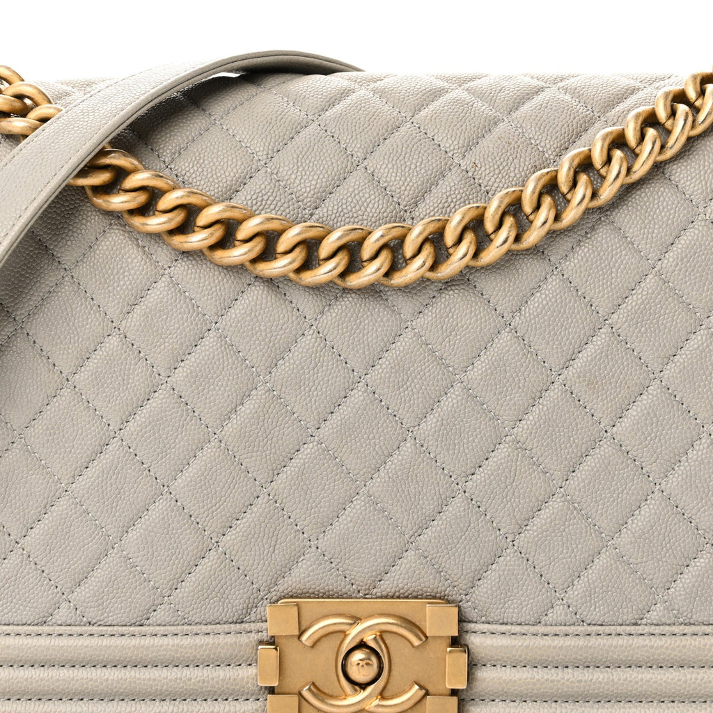 Caviar Quilted New Medium Boy Flap Grey