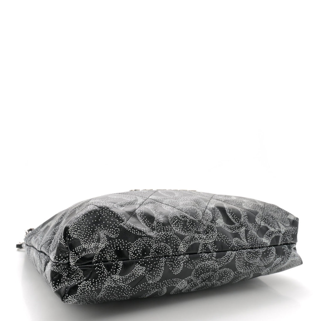 Printed Calfskin Quilted Chanel 22 Black